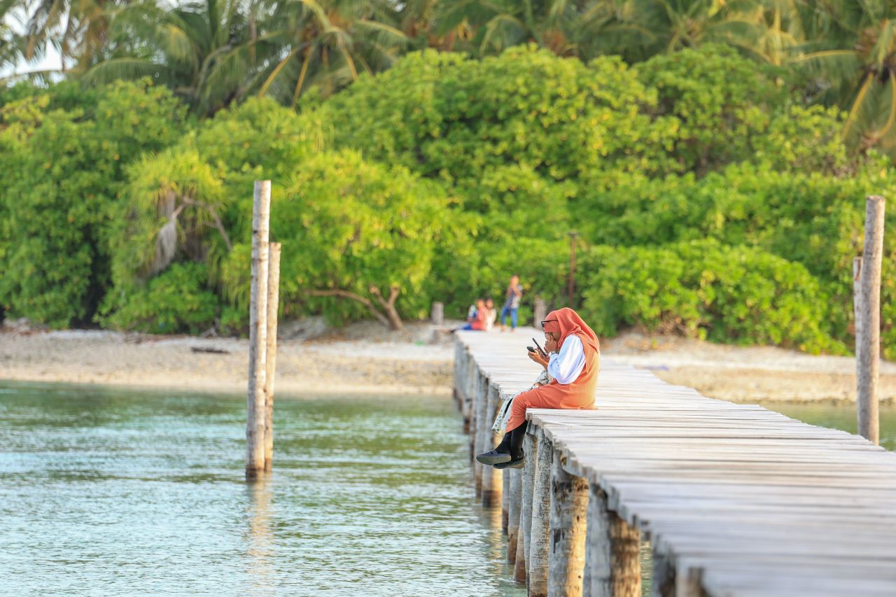 ކިނބިދޫގެ ނަލަކަން ފޮޓޯތަކުން