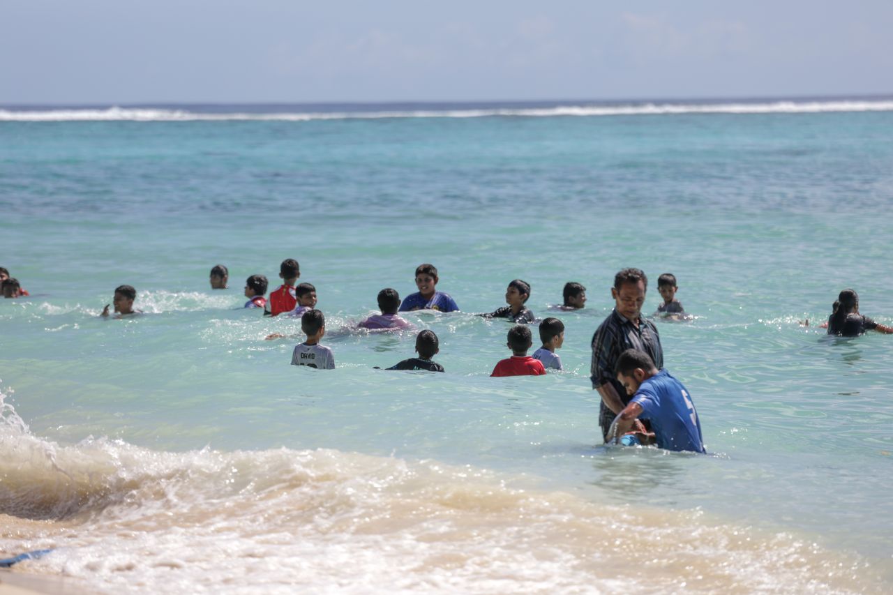 ހިރިލަންދޫގެ ސާދާ ދިރިއުޅުން