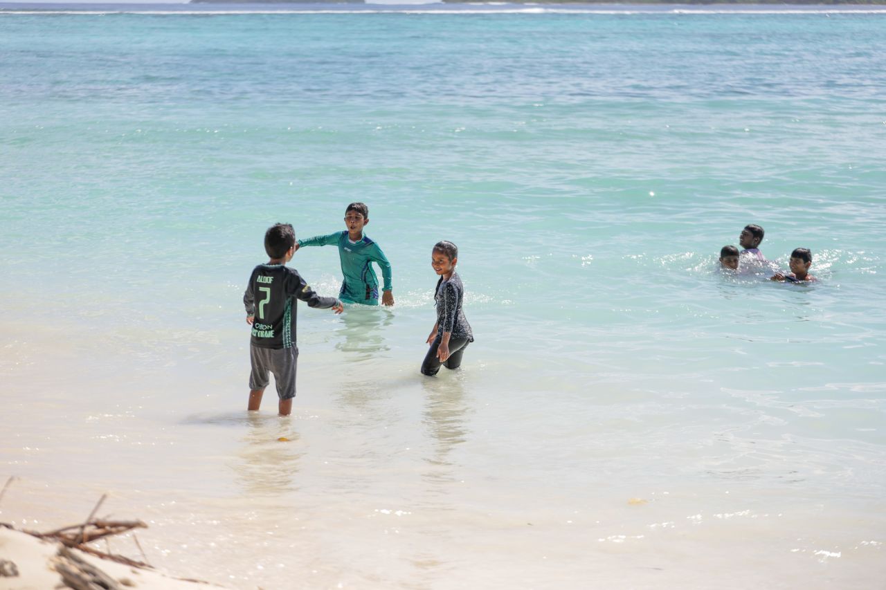 ހިރިލަންދޫގެ ސާދާ ދިރިއުޅުން