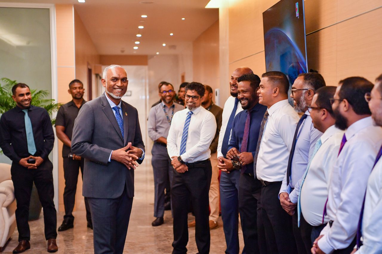 ރައީސް އެމެރިކާއަށް