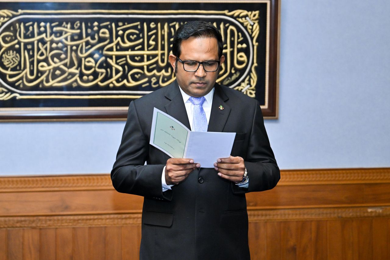 ކެބިނެޓަށް ބަދަލު ގެންނެވުން