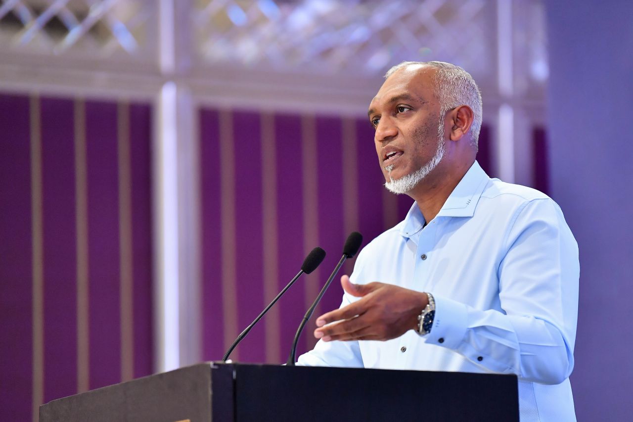 ބެންގަލޫރުގައި ދިރިއުޅޭ ދިވެހިންނާއި ރައީސް ބައްދަލުކުރެއްވުން