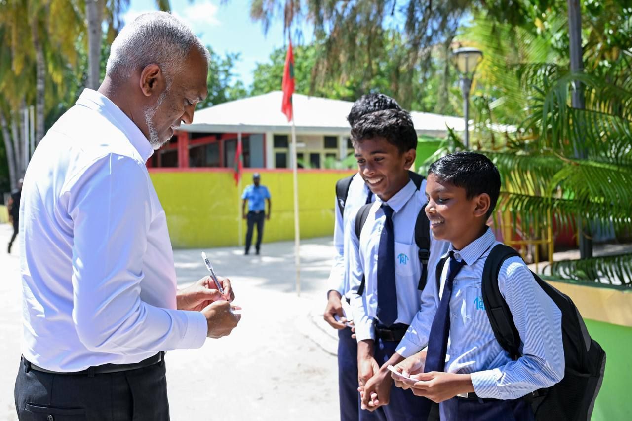 އއ. އަދި ކ. އަތޮޅުގެ ރަށްތަކަށް ރައީސް މުއިއްޒު ކުރެއްވި ދަތުރުފުޅު