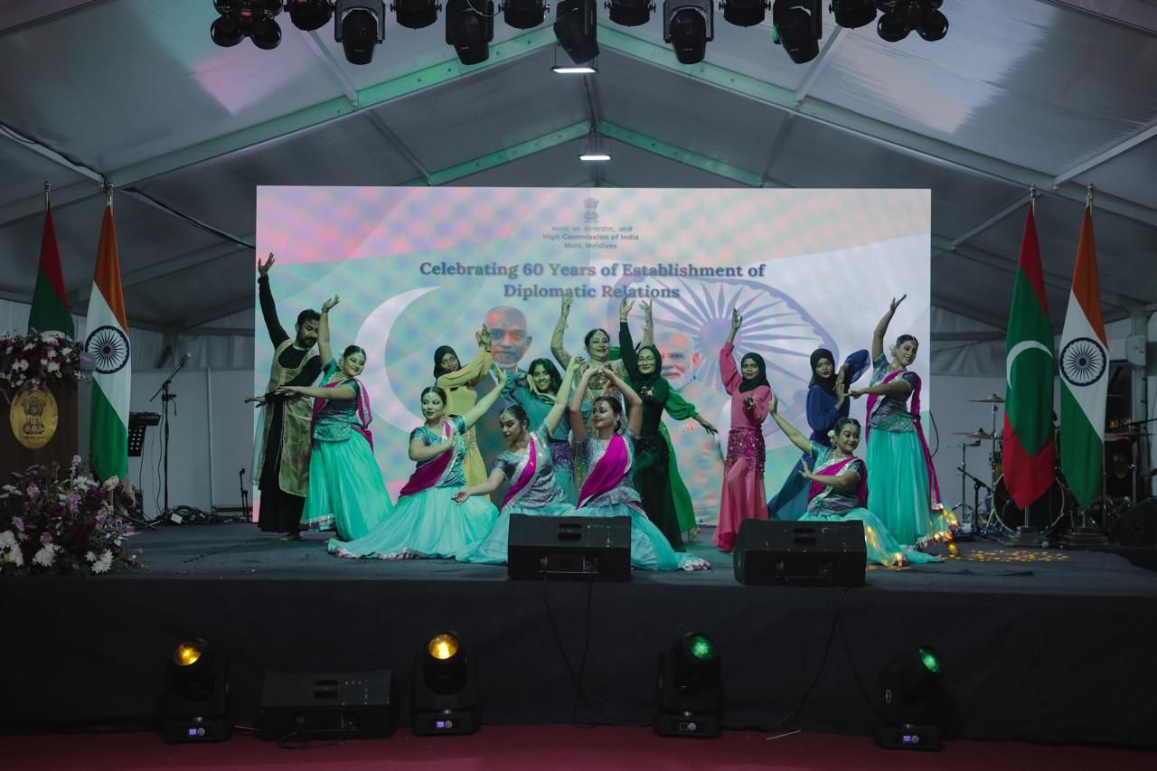 އިންޑިއާގެ 76 ވަނަ ޖުމްހޫރީ ދުވަސް ފާހަގަ ކުރުމަށް ބޭއްވި ރަސްމިއްޔާތު