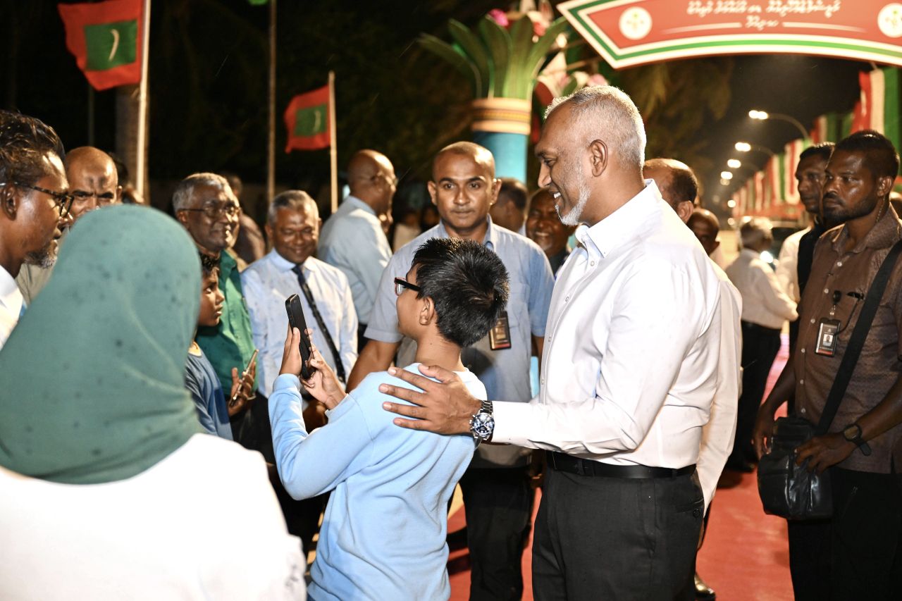 ރައީސް މުއިއްޒު ހއ. އަތޮޅުގެ ބައެއް ރަށްތަކަށް ވަޑައިގަތުން