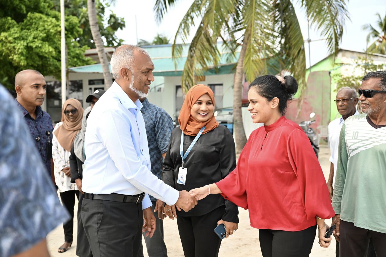 ރައީސް މުއިއްޒު ހއ. އަތޮޅުގެ ބައެއް ރަށްތަކަށް ވަޑައިގަތުން