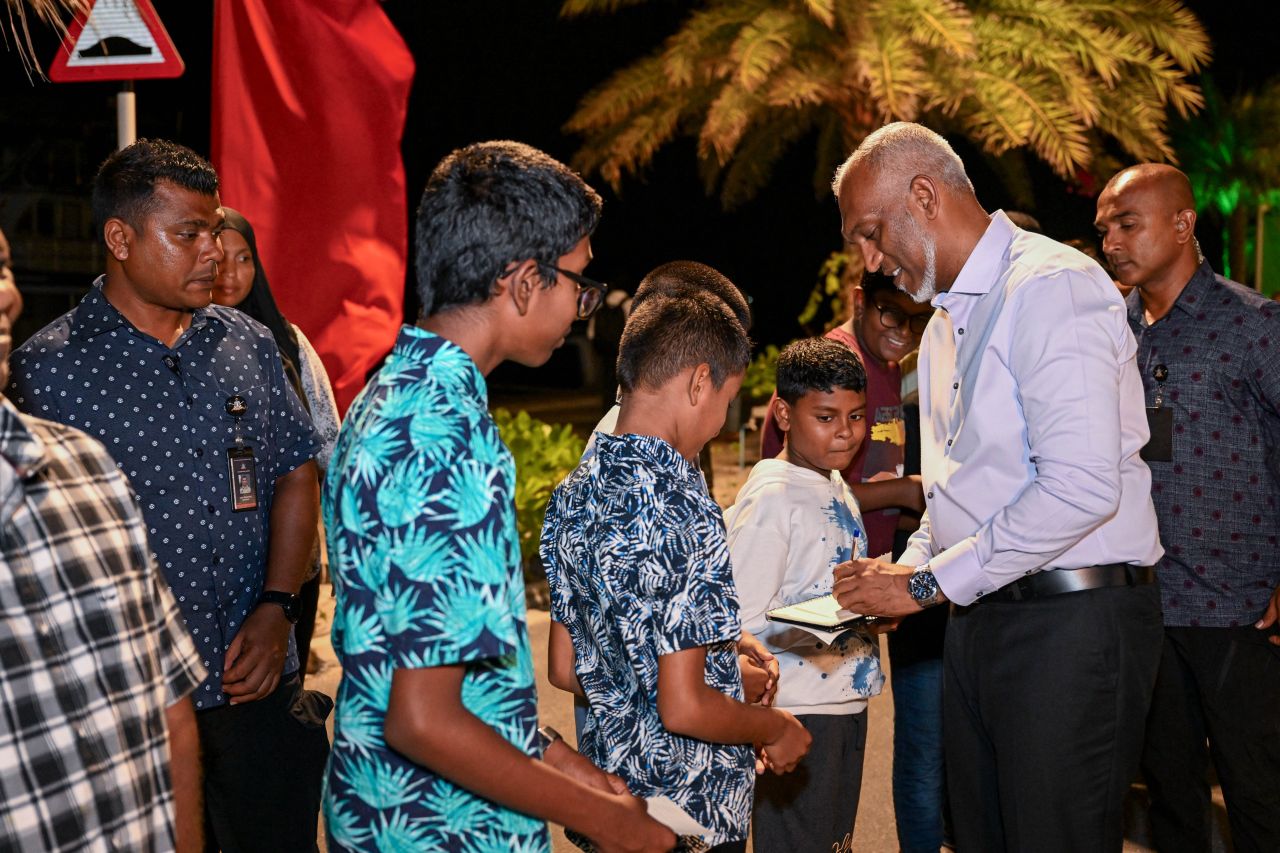 ރައީސް މުއިއްޒު ހއ. އަތޮޅުގެ ބައެއް ރަށްތަކަށް ވަޑައިގަތުން