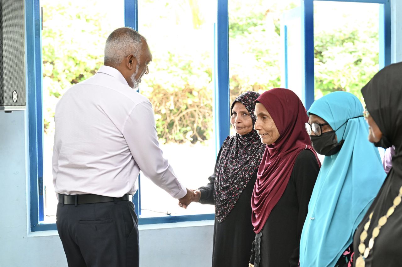 ރައީސް މުއިއްޒު ހއ. އަތޮޅުގެ ބައެއް ރަށްތަކަށް ވަޑައިގަތުން