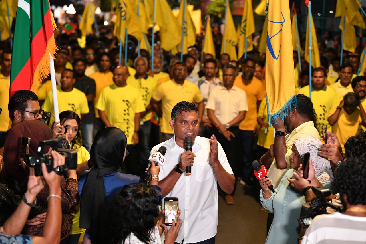 ފުދިއްޖެ ފުނޑިއްޖެ، ހިނގާލުން