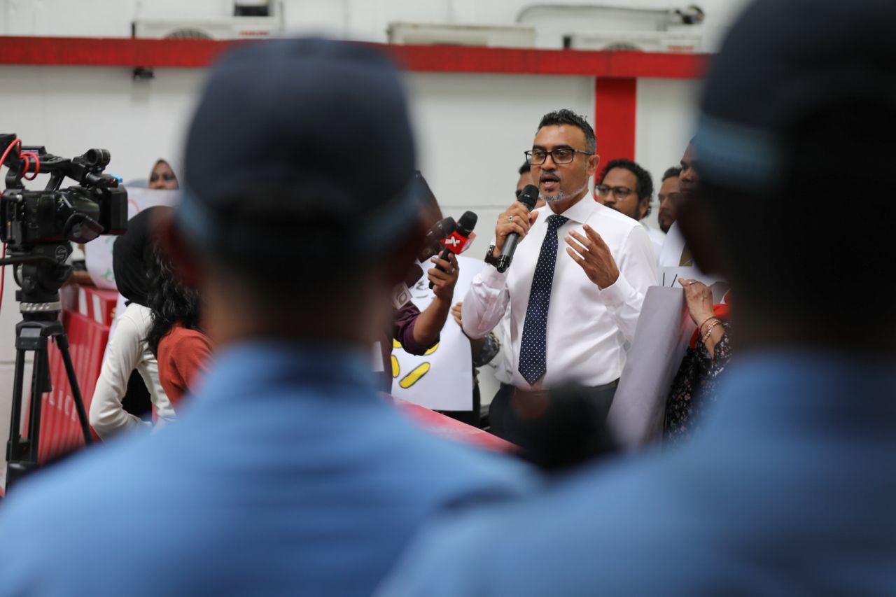ފަނޑިޔާރުންގެ ދިފާއުގައި ކުރި މުޒާހަރާ