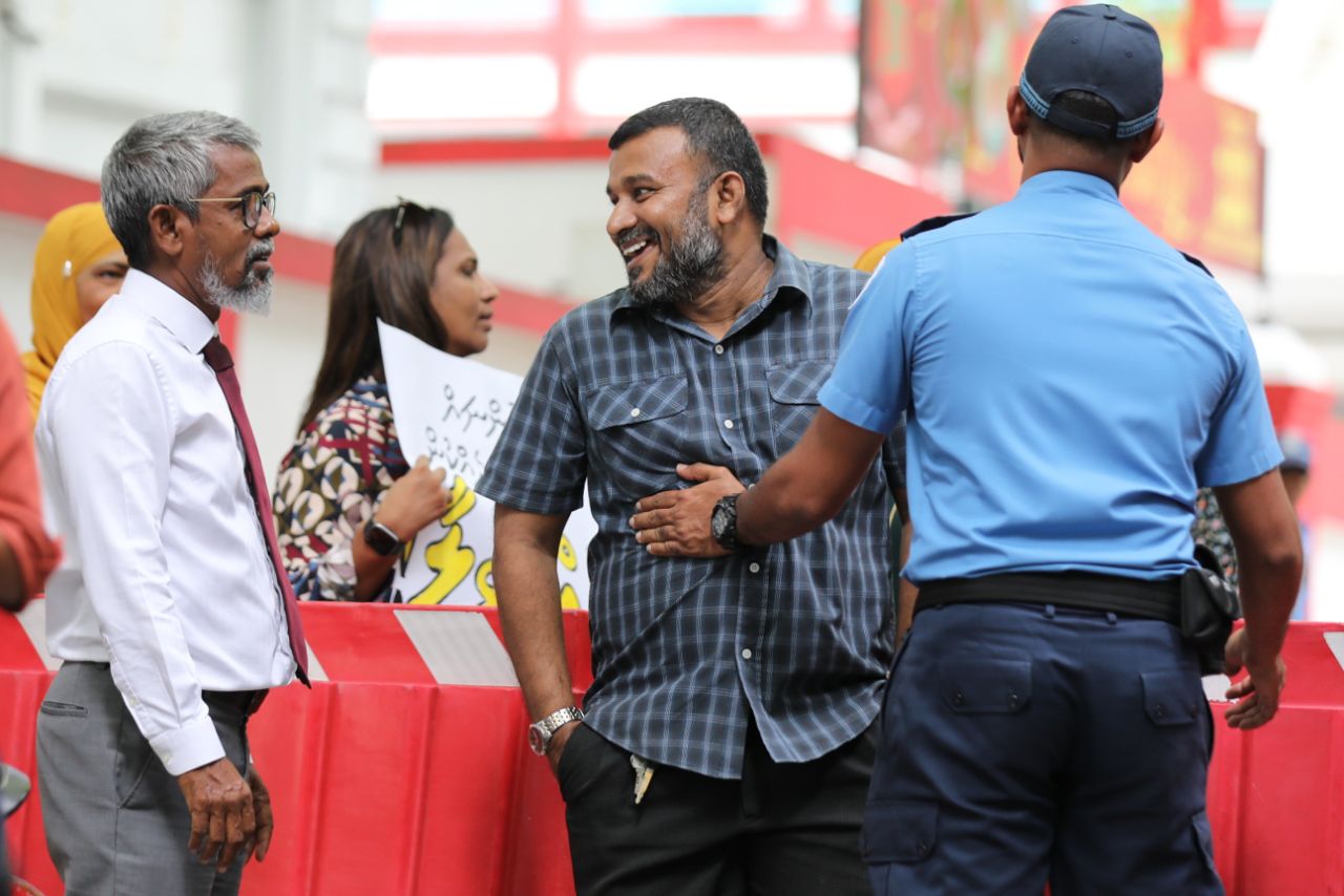 ފަނޑިޔާރުންގެ ދިފާއުގައި ކުރި މުޒާހަރާ