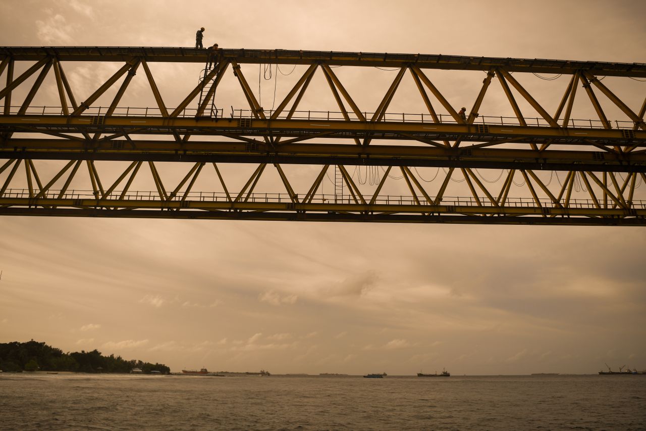 ތިލަމާލެ ބްރިޖުގެ މަސައްކަތް