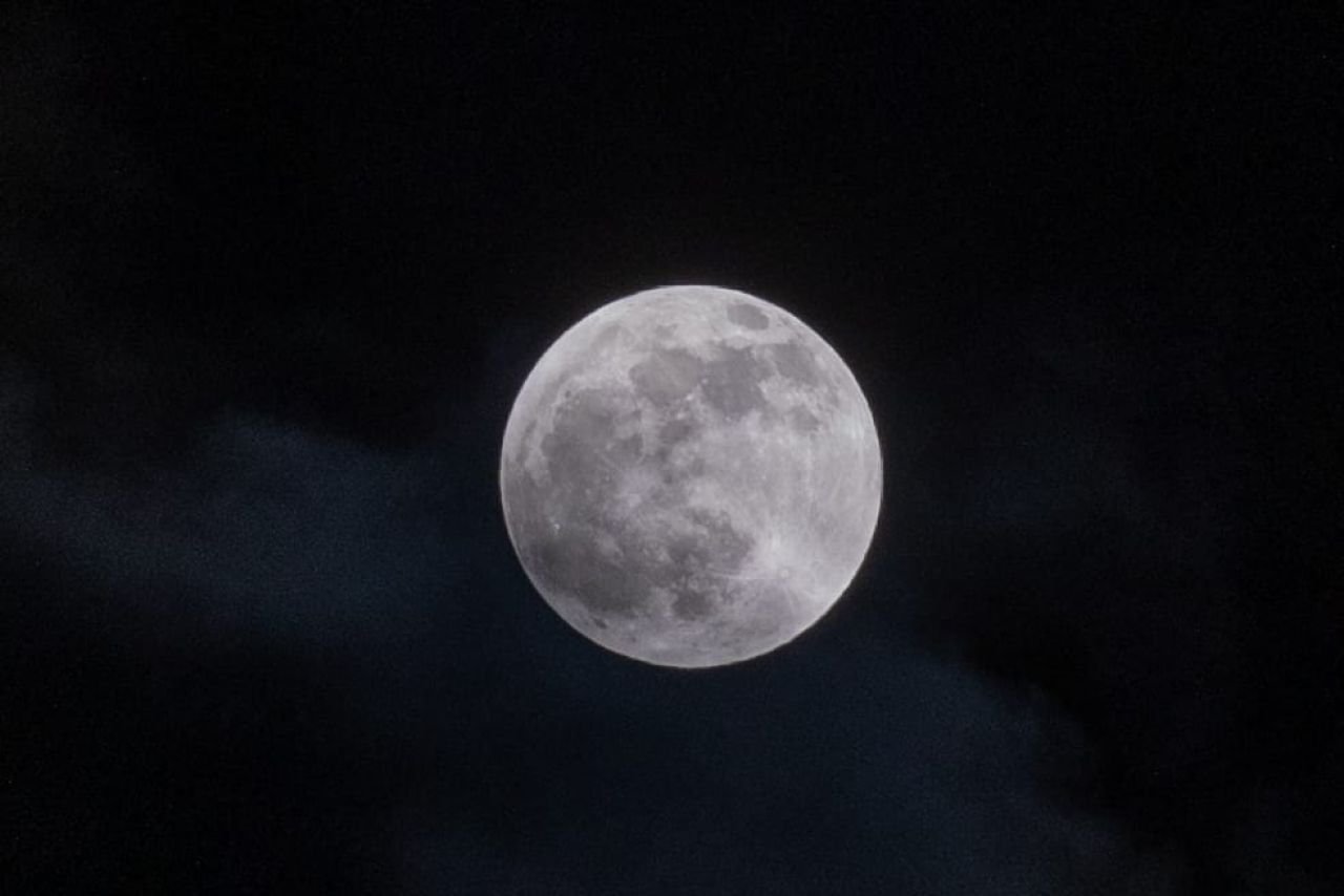 ބްލަޑް މޫން