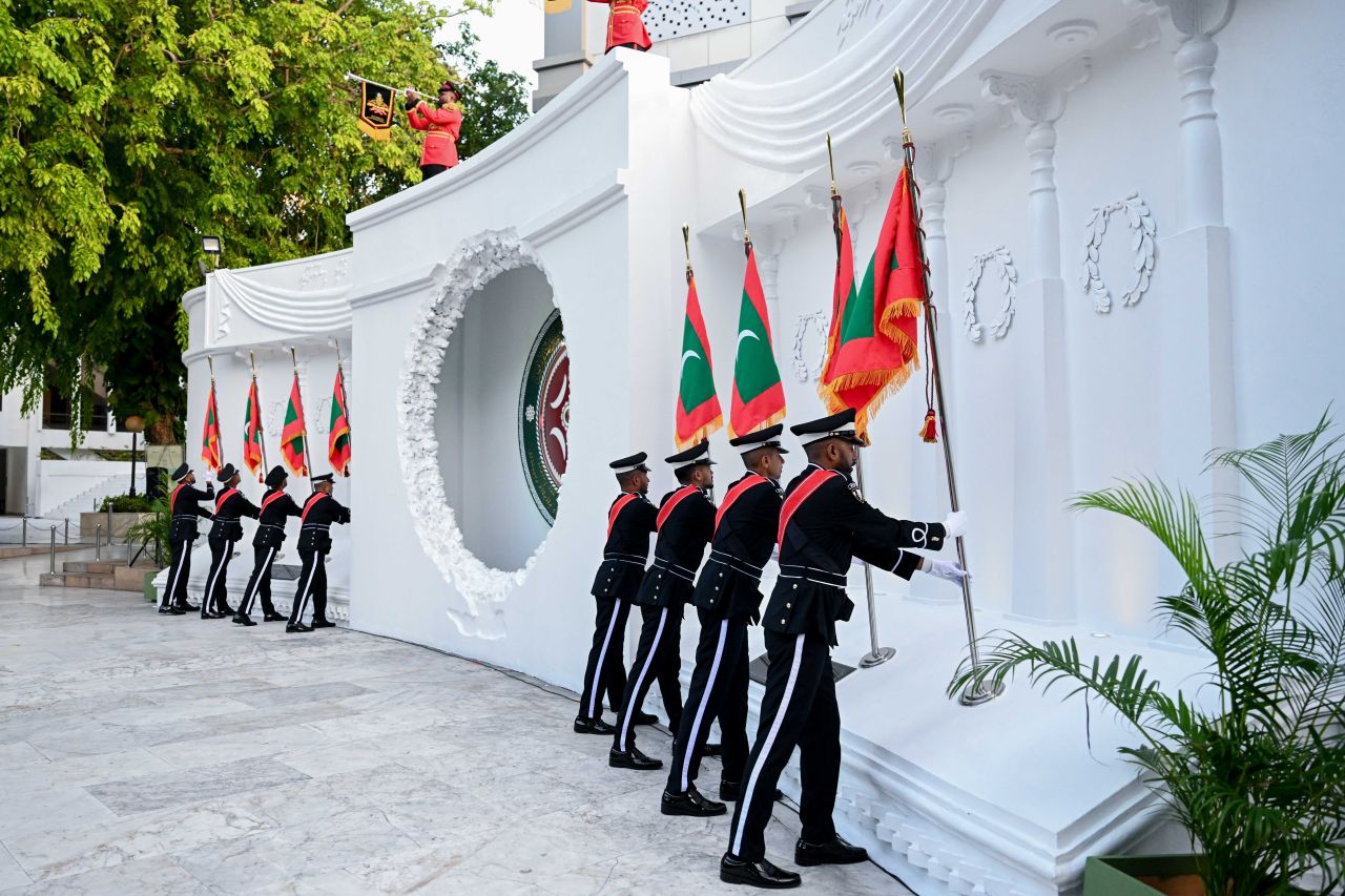 ނަސްރުގެ ދުވަސް 2025: ދިދަ އާއި ގާޑް މައުންޓް ކުރުން