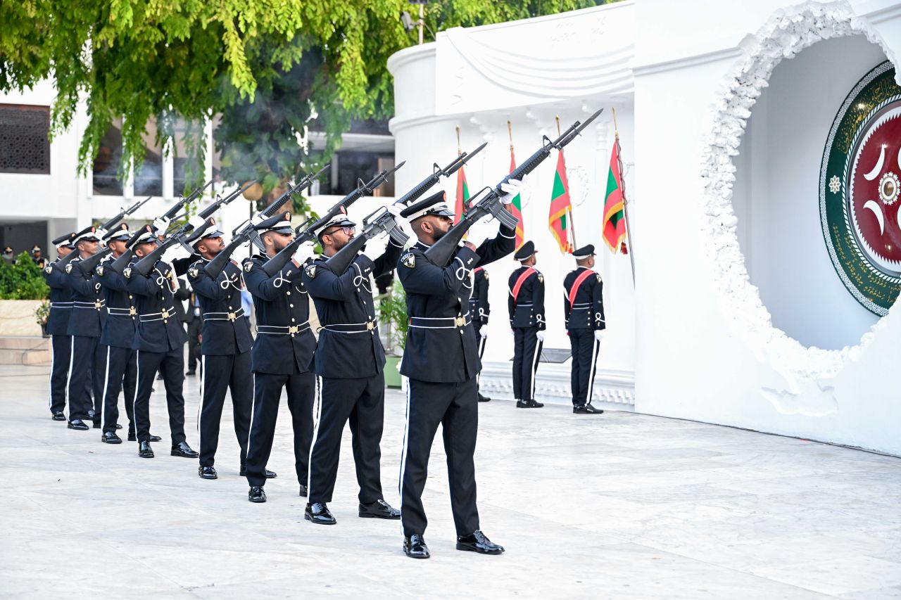 ނަސްރުގެ ދުވަސް 2025: ދިދަ އާއި ގާޑް މައުންޓް ކުރުން