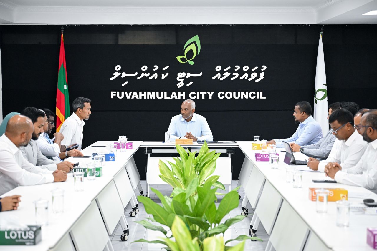 އައްޑޫ އާއި ފުވައްމުލަކަށް ރައީސް މުއިއްޒު ކުރެއްވި ދަތުރުފުޅު