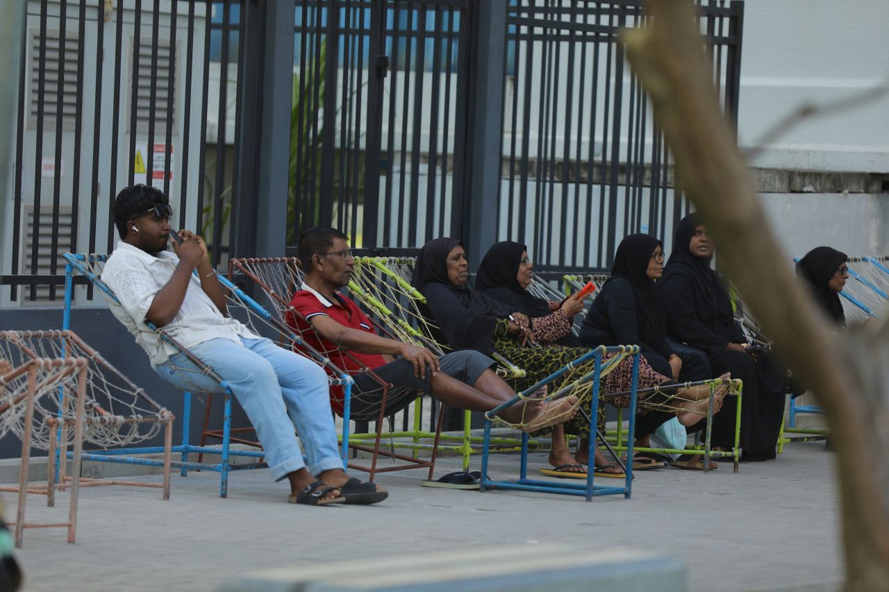 ހިޔާ ފްލެޓްތަކުގެ ޖޯލިތަކުން