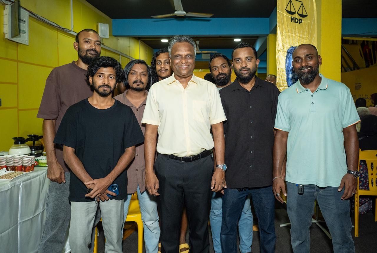 އެމްޑީޕީ މާލެ މޭޔަރުކަމުގެ ޕްރައިމަރީ ވާދަކުރައްވާ އާދަމް އާޒިމް ބޭއްވި ކެމްޕެއިން ހަރަކާތް