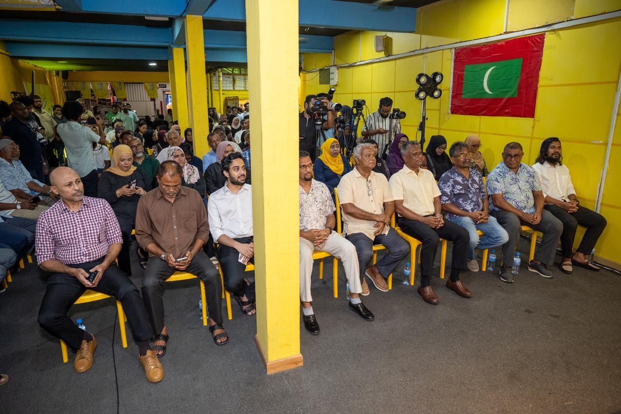 އެމްޑީޕީ މާލެ މޭޔަރުކަމުގެ ޕްރައިމަރީ ވާދަކުރައްވާ އާދަމް އާޒިމް ބޭއްވި ކެމްޕެއިން ހަރަކާތް