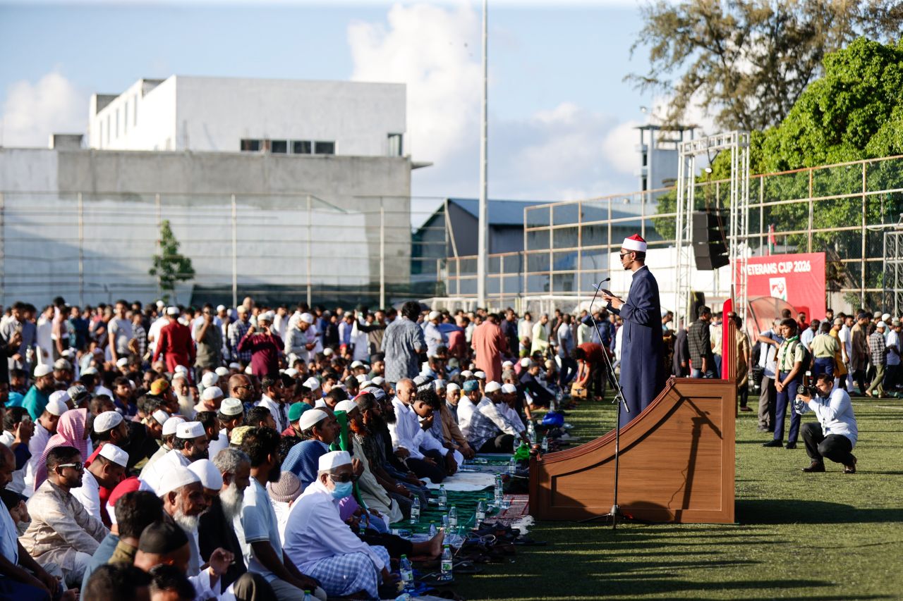 Eid huthubagai govaalee mainbbafainge hagguthah adhaakoh rahimuge gulhun dhemehettumah