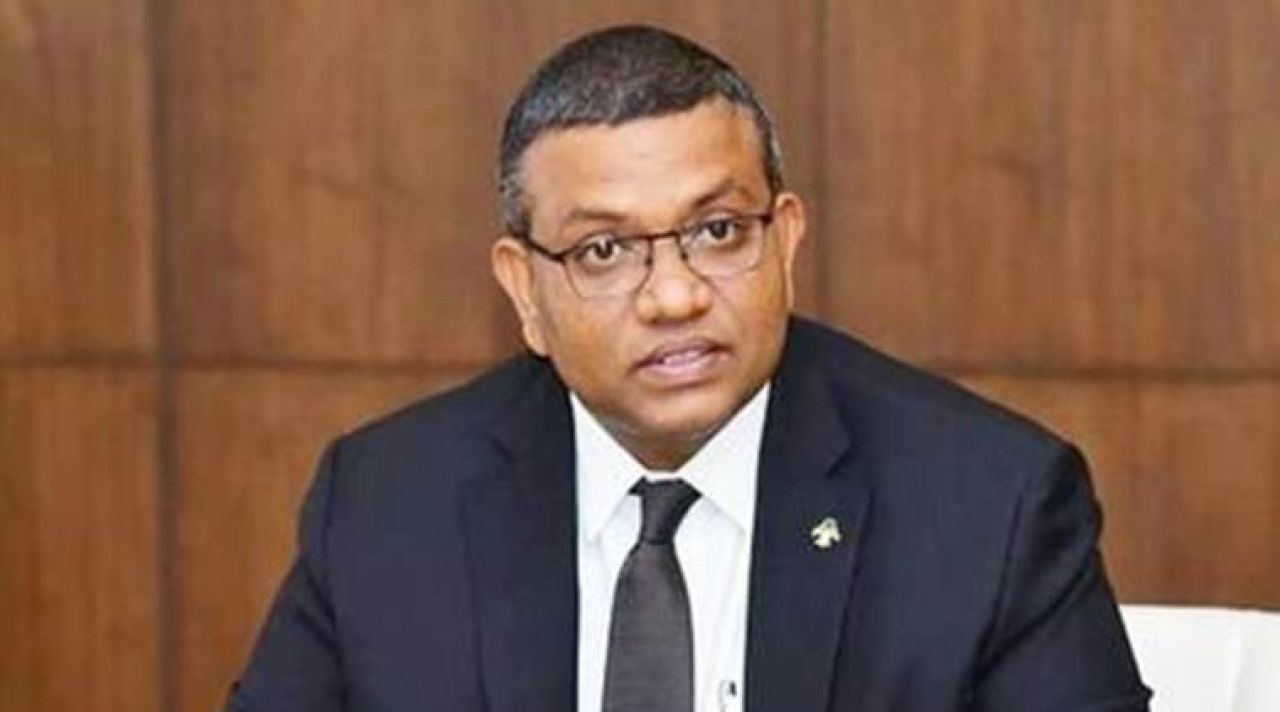 Eh dhuvaheggai 2 inthihaabu beyhvvumun bodu kharadheh salaamaiyvaa kamah bune dhakkanee buhuthaanu dhogu: Andey