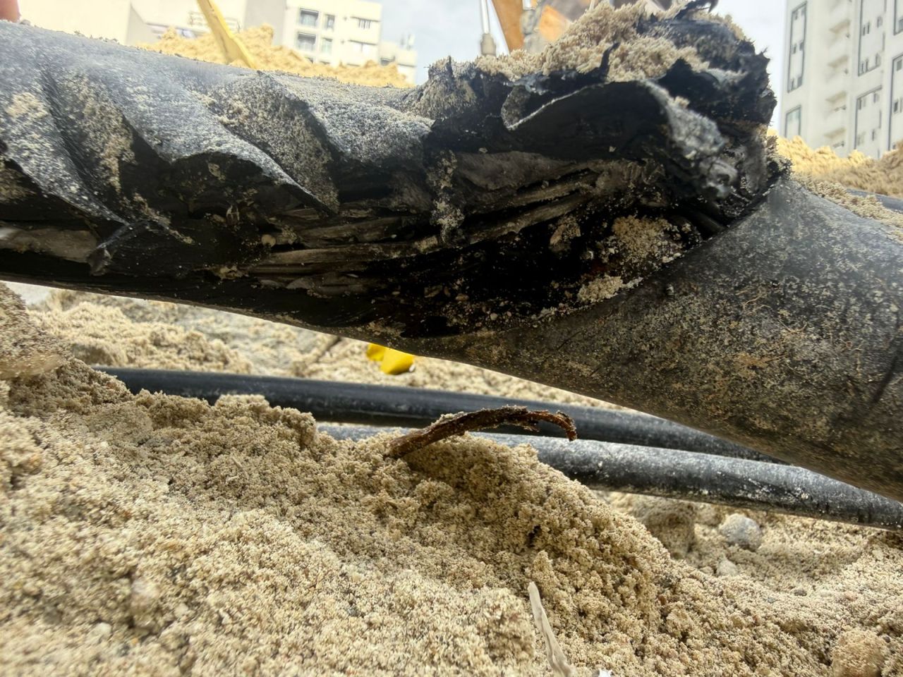 Anehkkaaves cable akah gehllunve phase 2 ge baeh sarahahdhu thakun current kendijje