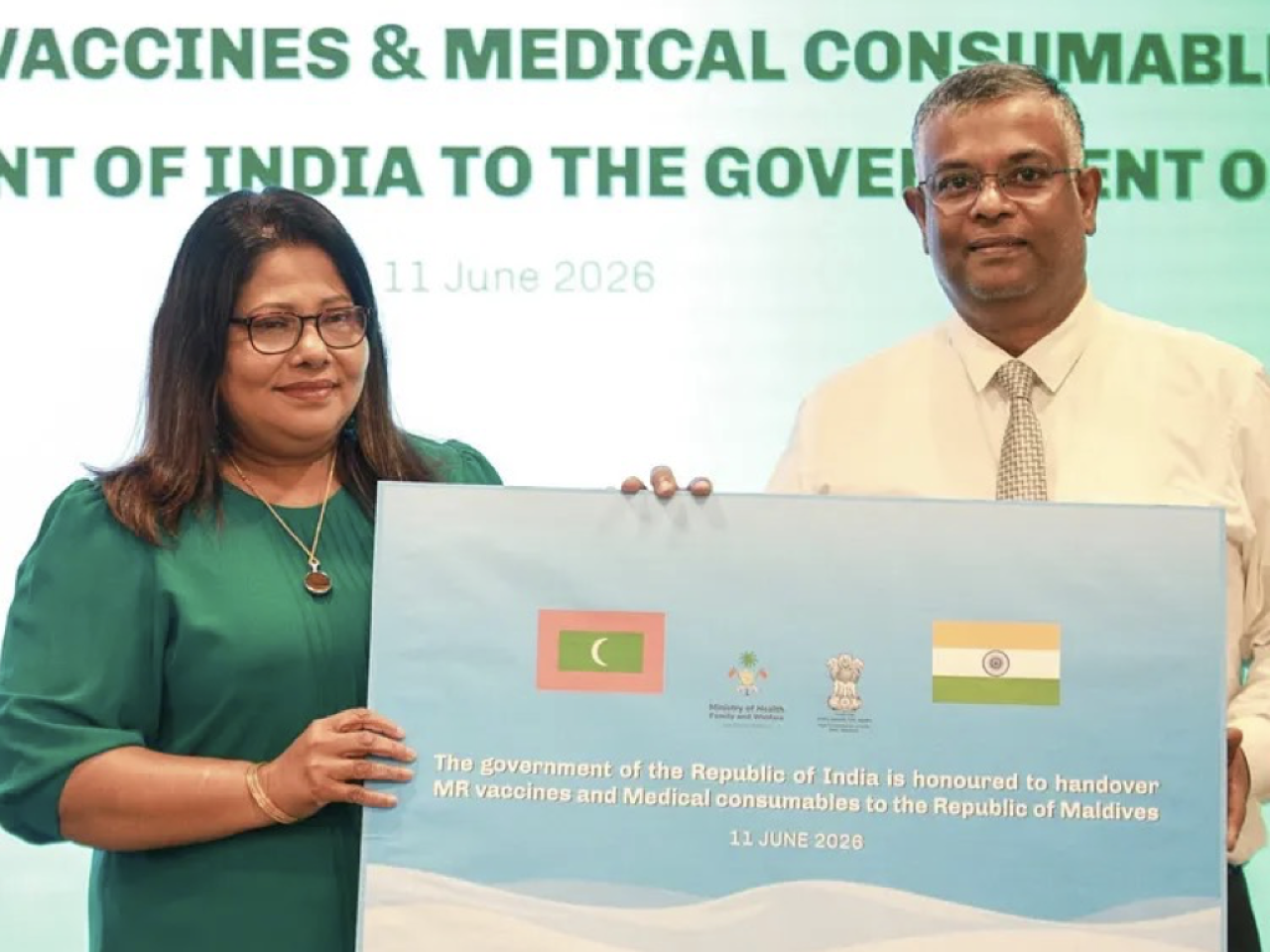 India in raajje ah 20,000 doze ge hima'biheege vaccine hadhiyaa koffi 