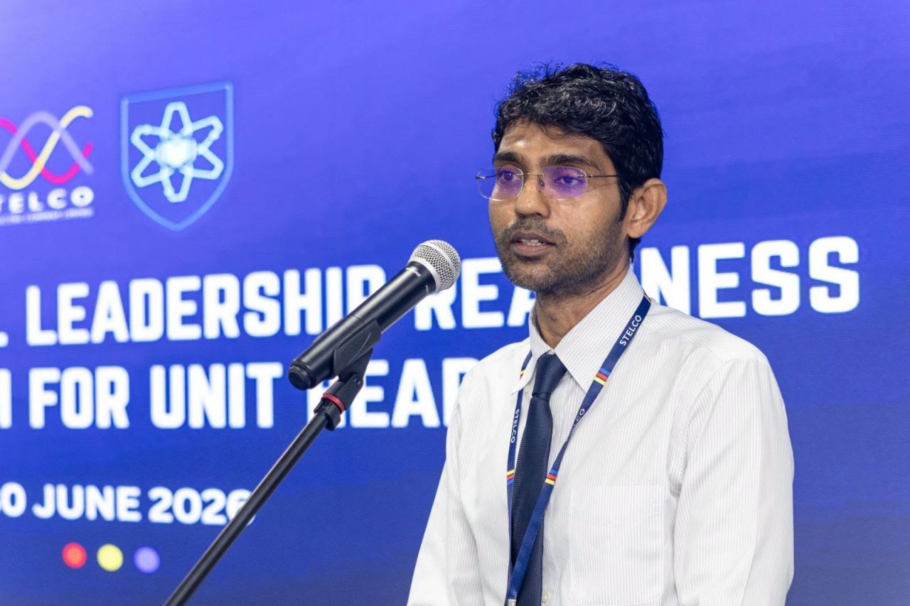 STELCO in PNC ah meehun vahdhaakan falhaa eurumun, muvazzafaku badhunaamu koffi