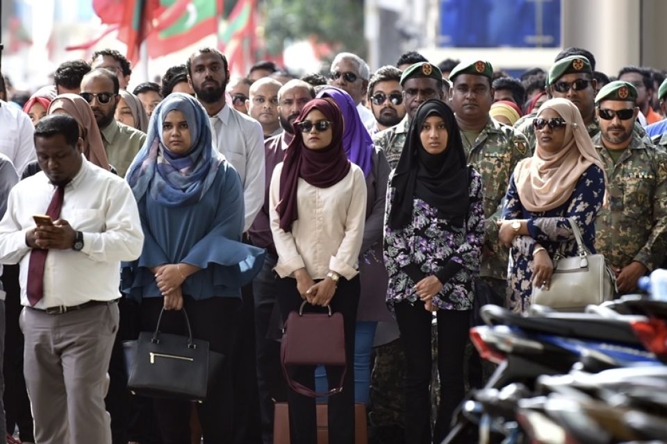 Musaaraige kuri erun libifai nuvaa muvahzzafunnah mi mahu, musaaraige kuri erun libeyne: Raees