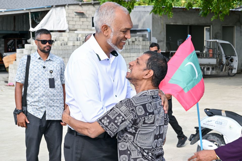 Rayyithun ge kan kamah vureh muhiymmu kameh noahnnaane: Raees