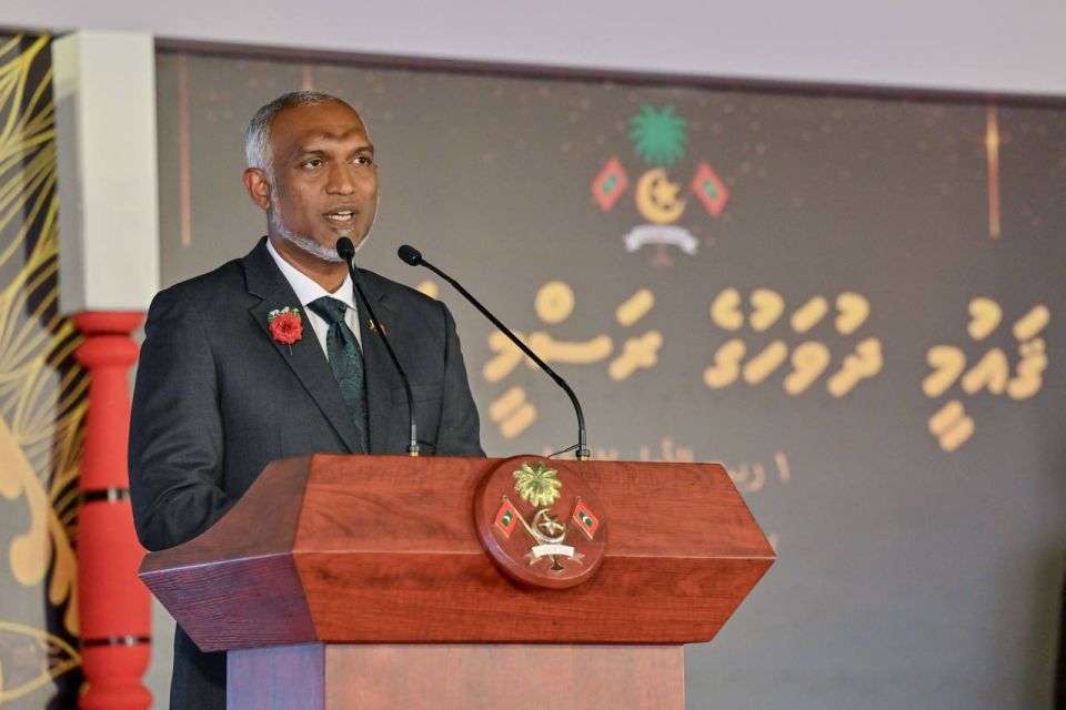 Hithah annahaa ehcheh dhulun beyrukoh, liyumakee minivan kameh noon: Raees