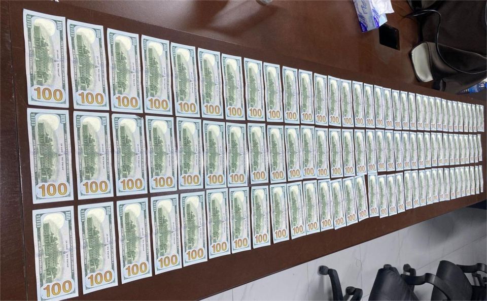 Gasthakehgge thereygai foruvaafai huttaa vagah negi 20,000 dollar hoadhaifi