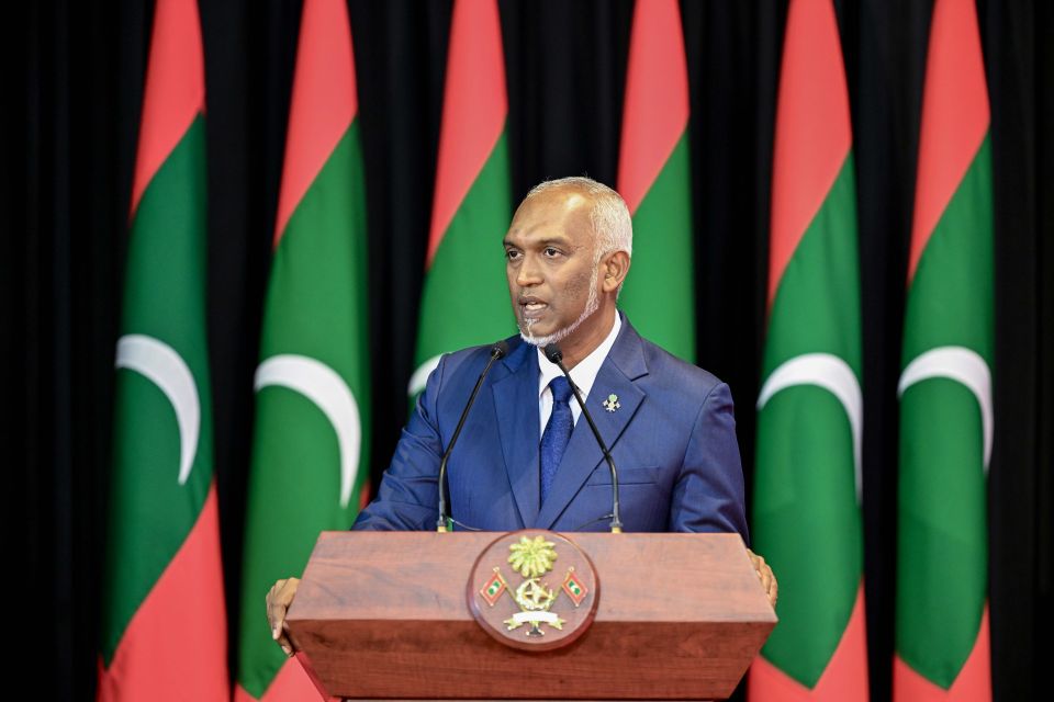 Gaumah takaa quruban veveynee hama ekani uniform alhaigen thibegeneh noon: Raees