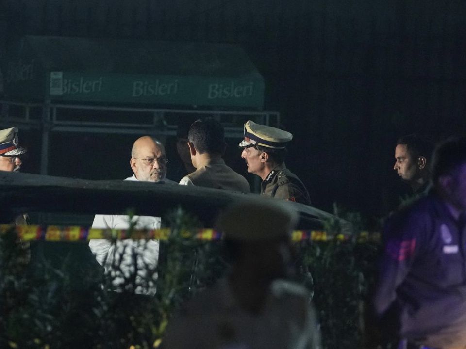 Delhi govun: Thahugeegu gai hurihaa dhimaalakah beligen dhaane