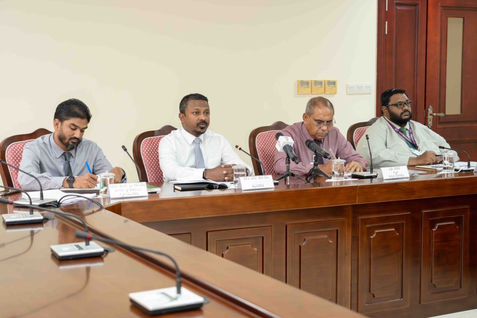 Council inthihaabaa eku khiyaalu hoadhumuge vote negeynee mi mahu 18 ah bill nihmmaigen