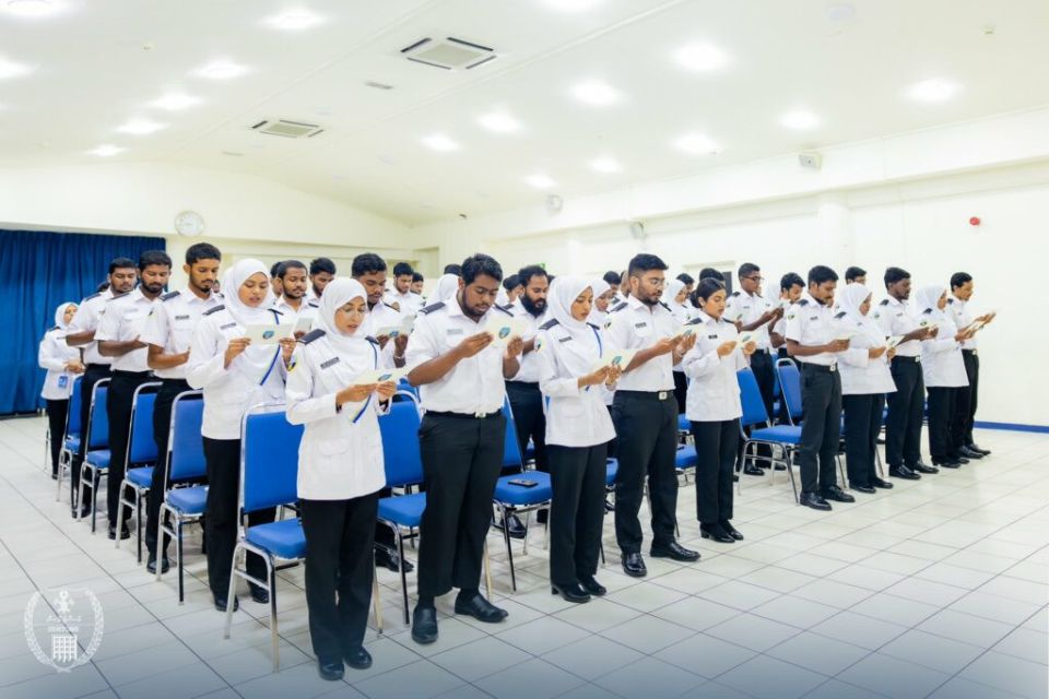 Customs ah 48 muvahzzafun hoadhanee, kurimathilumuge furusathu april 1 ah