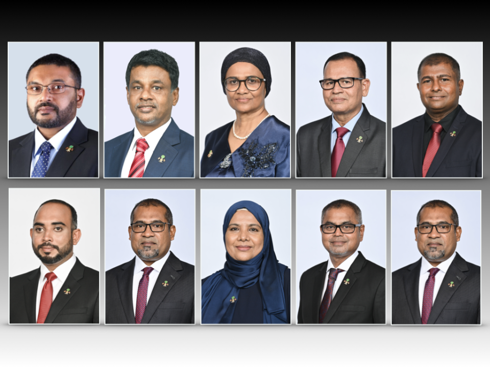 10 vazeerun isthiufaa dhehvvee raees gehnnavaa badhalu thakah furusathu dheyn: Raees office 