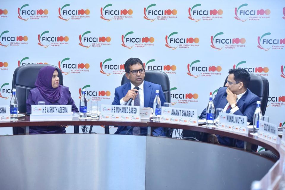 India-raajje: Igthisoadhee gulhun ithurah badhahi kurumah mathee fantheege bahdhaluvumeh