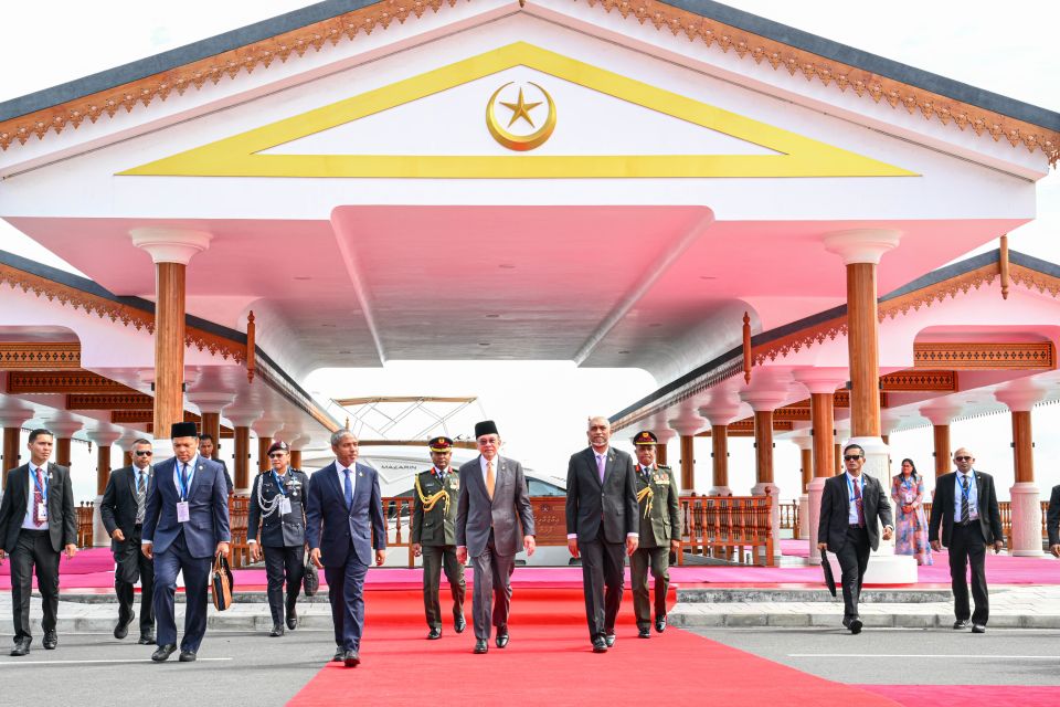 Malaysia ge bodu vazeeru raajje gai, ehbbaarulun dhinumuge MOU thakehggai soekoffi