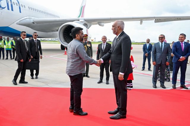 Lanka ge raees Dissanayake furamaana dhathurufulheggai raajje vadaigenfi 