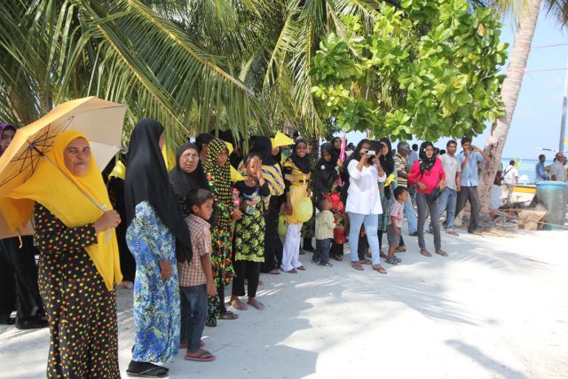 Maavashu gai 2 meehaku maraamaaree hingai ekaku maraalaifi