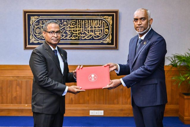Uhthama fandiyaaruge magaamah ganee ayyan koffi