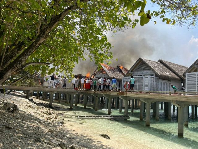 ADh. Kudarah resort ge water villa ehgai roavejje