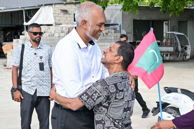 Rayyithun ge kan kamah vureh muhiymmu kameh noahnnaane: Raees