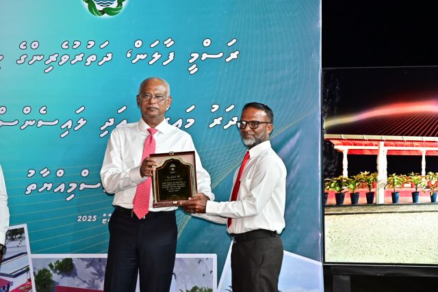 Magoodhoo Councilun nimmi mash'roouthah ifthithaahu kohdhehvee Raees Ibu