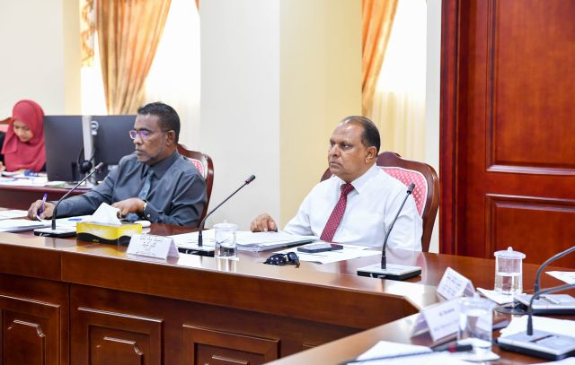 Hiyaalu hoadhumah Broadcom haaziru kurumah fahu, Suvaaleh ves nukuri