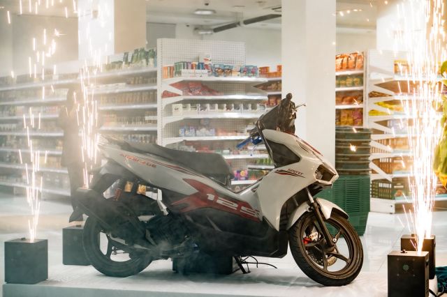 STO ge “ehmme fini fini hitachi deal” promotion fashaifi