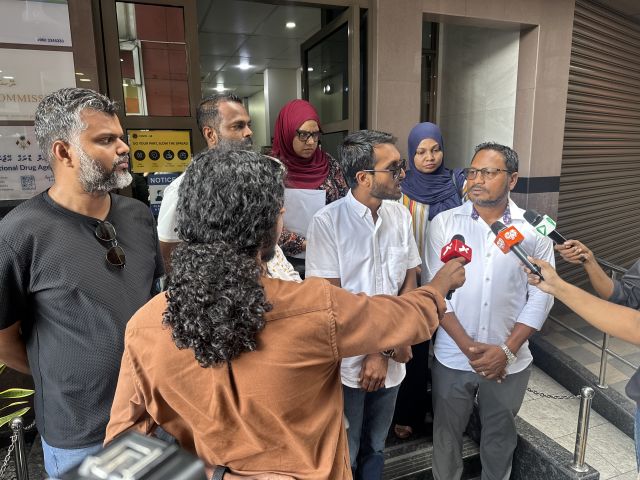 Ihuthijaaju gai aniyaakuri massala NIC ah hushahalhaifi