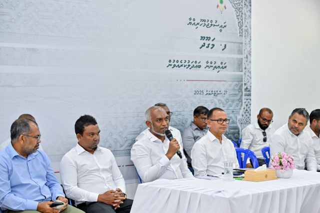 Magoodhoo airport ge massaikkai madhuvegen 1 aharu ge thereygai nihmmaanan: Raees