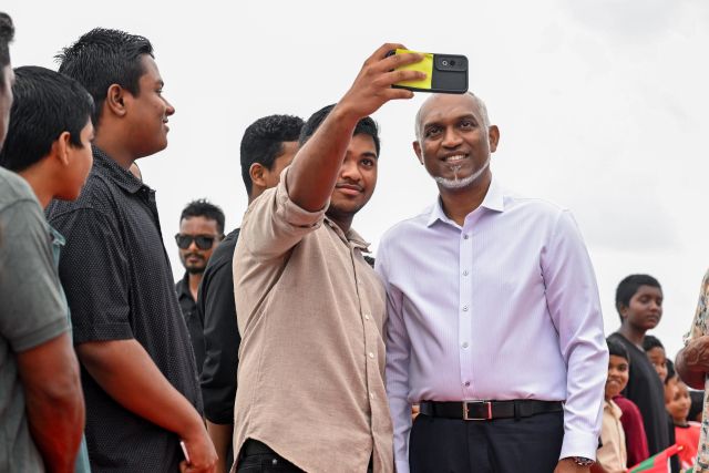 Sarukaarah muhiymmee rayyithun edhey gothah kan kurun: Raees